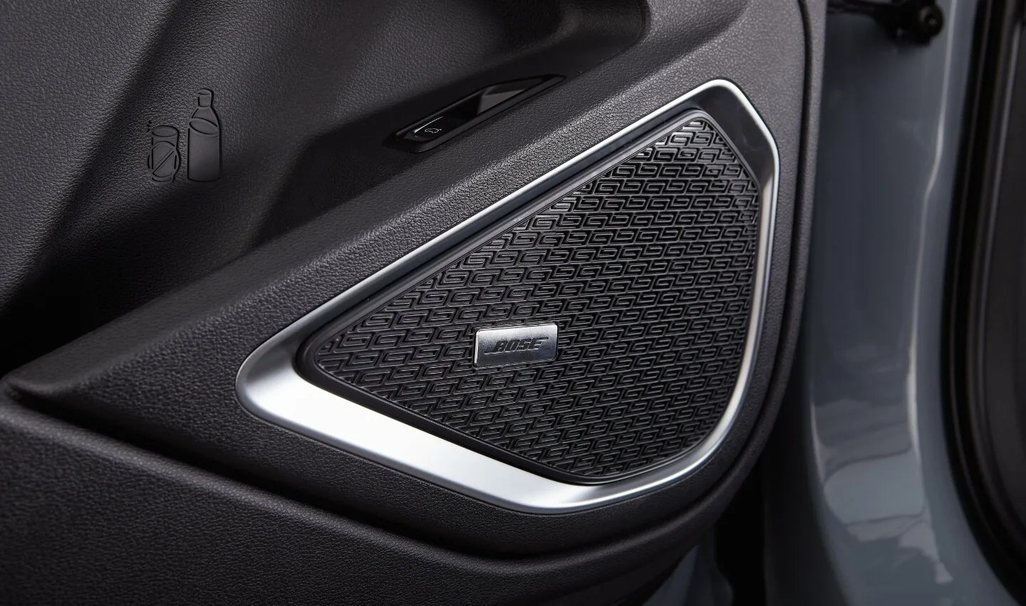 Geely Tugella Bose audio