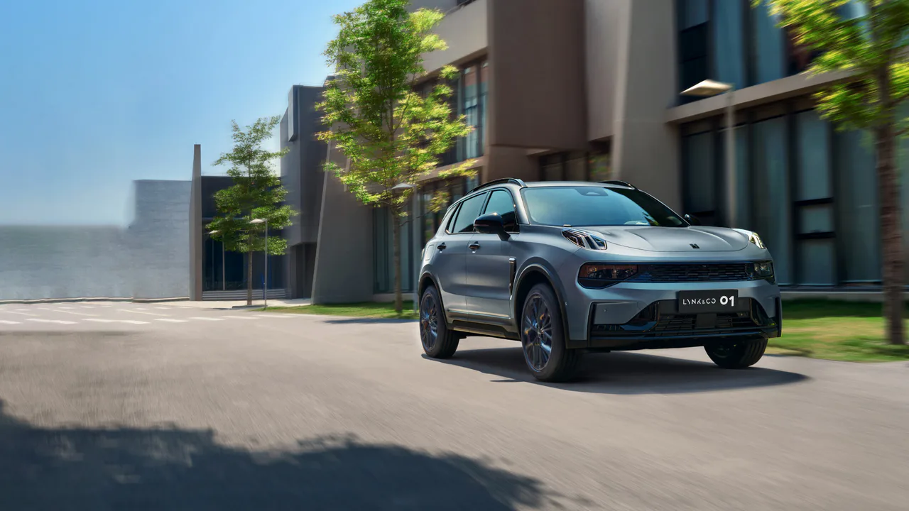 Lynk & Co 01 vehicle