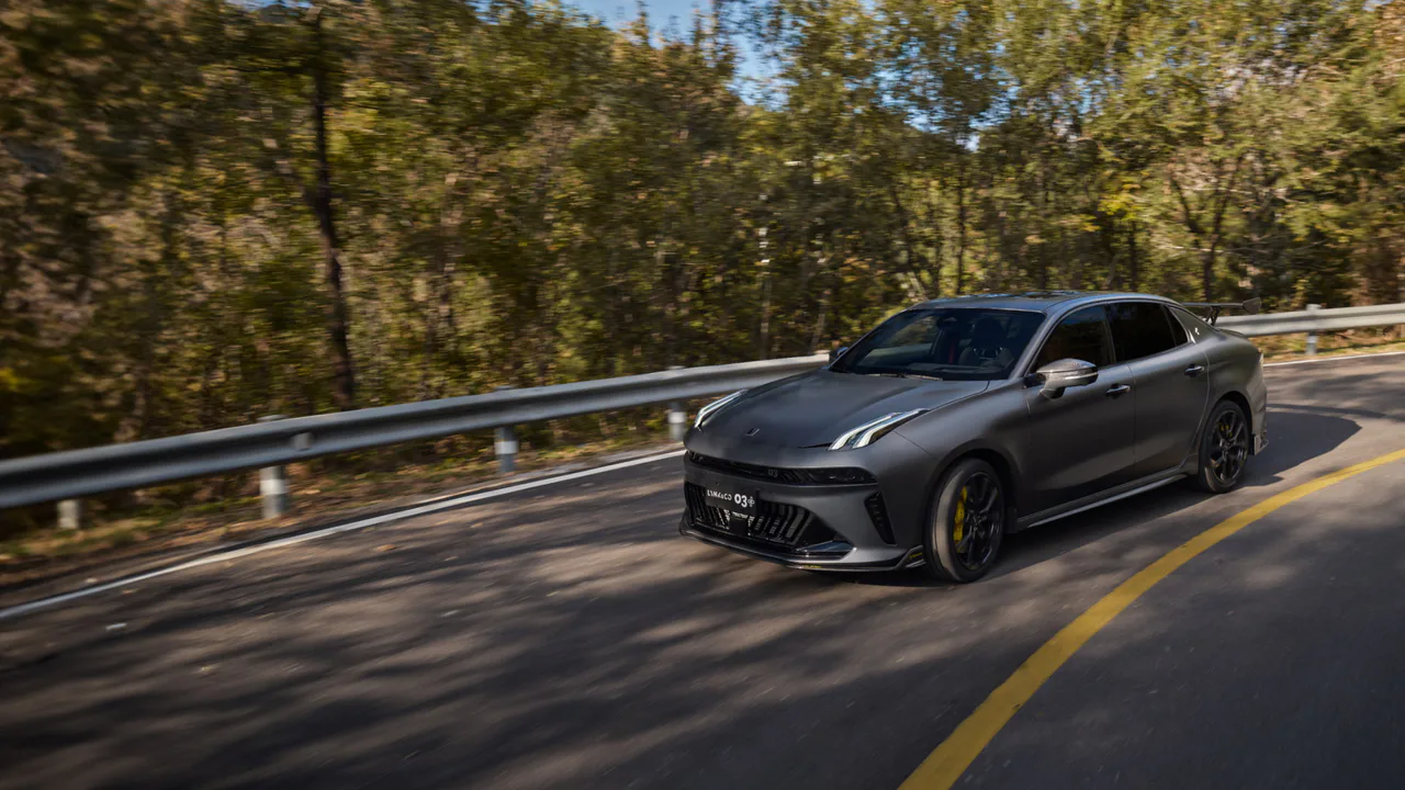 Lynk & Co 03+ vehicle