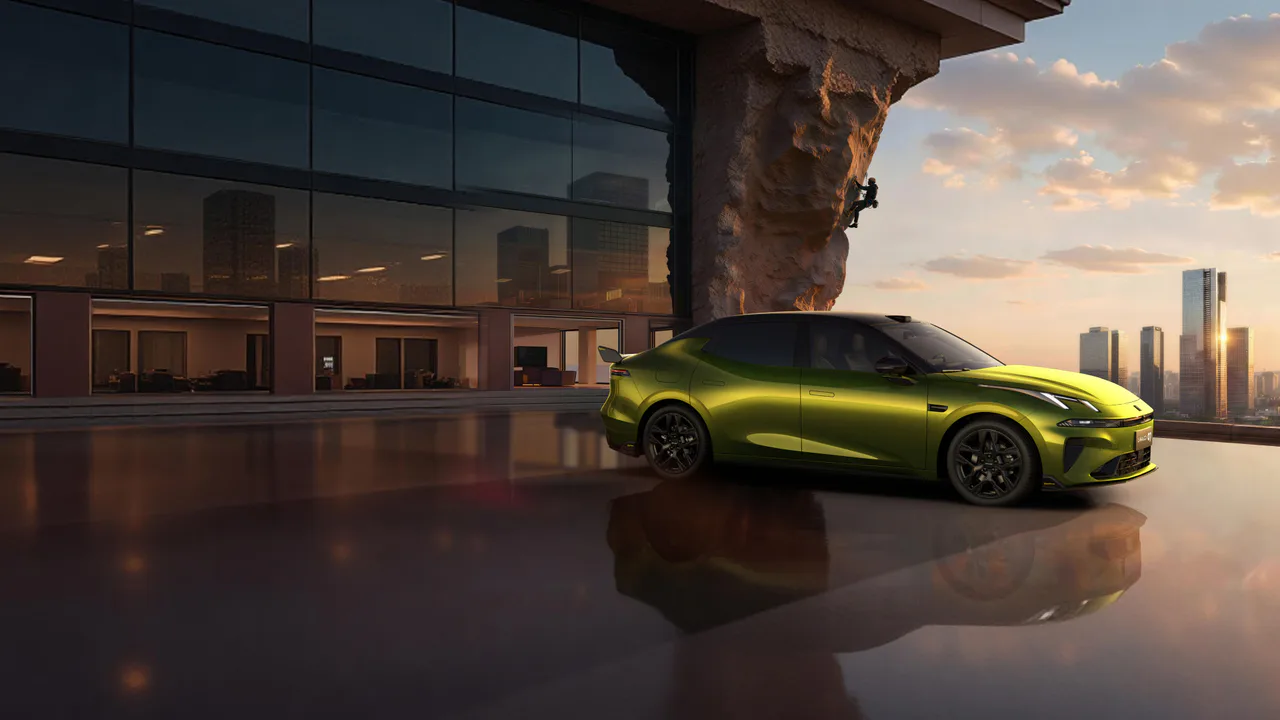 Lynk & Co 07 EM-P vehicle