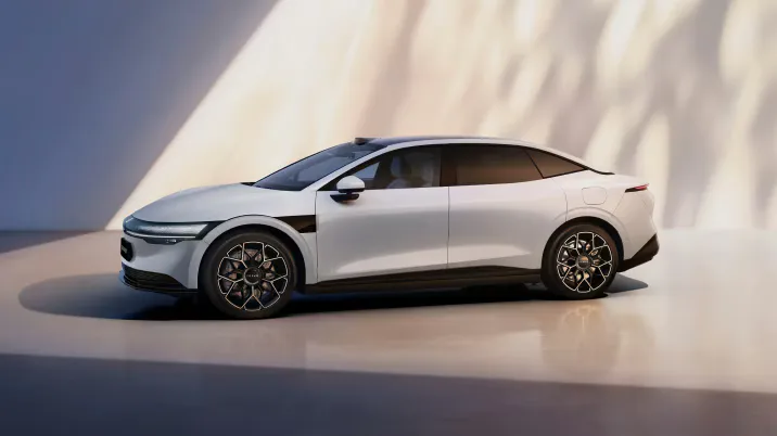 Zeekr 007 vehicle